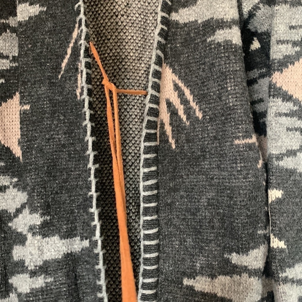 Wool  cardigan - Picture 2 of 4